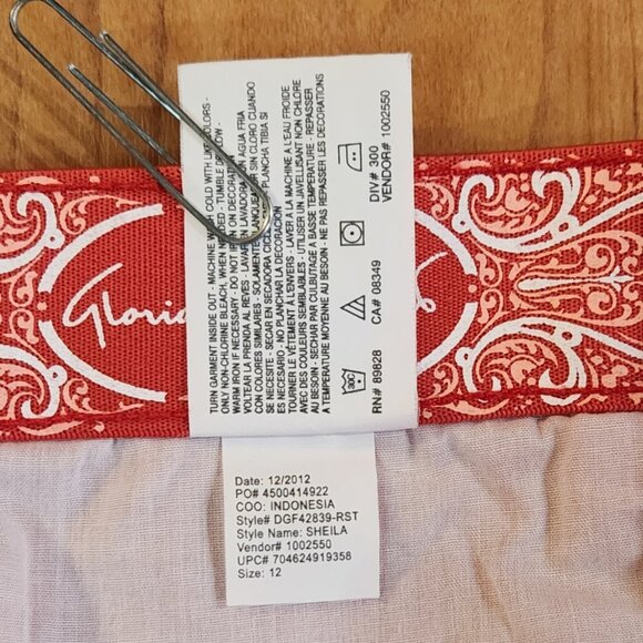 Gloria Vanderbilt Bermuda Shorts - Picture 8 of 8